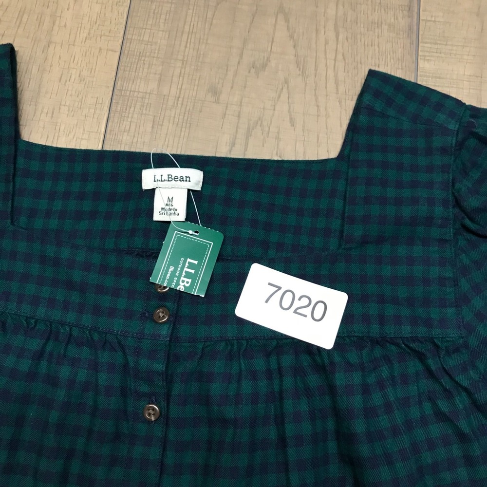L.L. Bean Flannel Shirt Womens Size M Green Squareneck Top Whisperweight Cottage - Picture 11 of 11